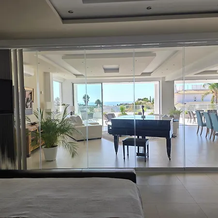 Seaview Amigos